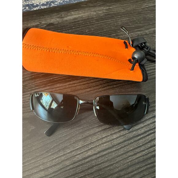Vintage Ray-Ban RB3237006 100% UV Resistant Black Framed Sunglasses (60•17)